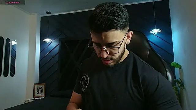 Liam Kleiin online show from March 30, 2026, 11:33 am