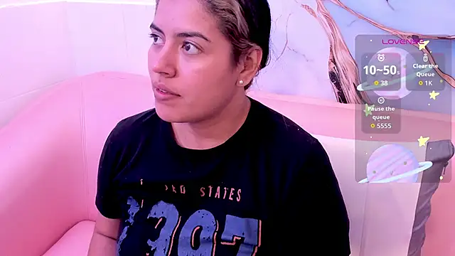 taylor cupper online show from November 1, 2025, 8:11 pm