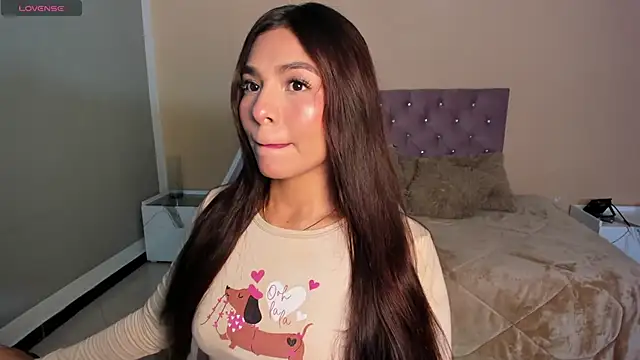 amira cute2 online show from February 10, 2026, 11:14 am