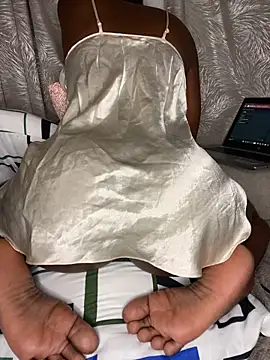 black-berry01 online show from October 21, 2025, 5:24 pm