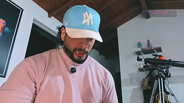 SilvaBranko online show from February 24, 2026, 1:25 am