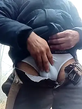 maleesa online show from November 14, 2025, 6:34 am