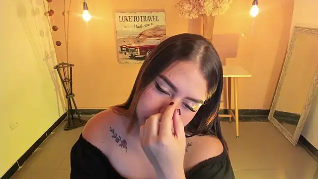 ArianaBaker online show from November 28, 2025, 1:47 pm