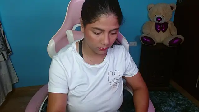 Snapshot of Candela-Smith chatting on February 26, 2026, 10:09 pm Candela-Smith online show from February 26, 2026, 10:09 pm