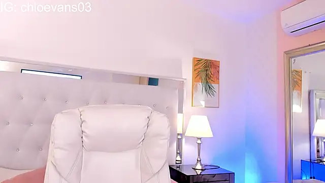 Chloe evans   online show from January 16, 2026, 11:36 am