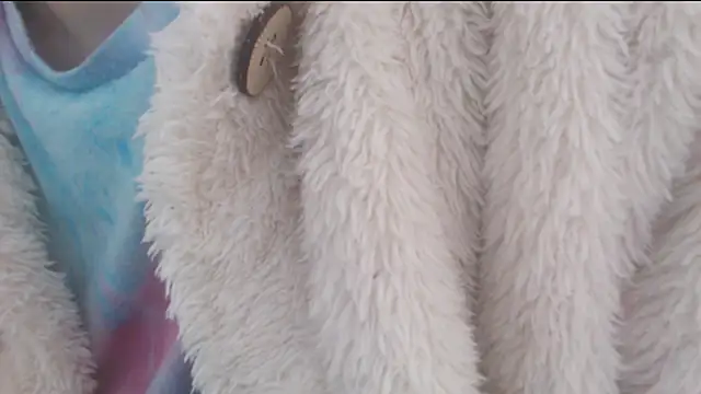 yooooo-chandesu online show from November 23, 2025, 3:23 pm