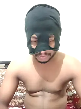 sexycouplemh09 online show from October 5, 2025, 8:34 am