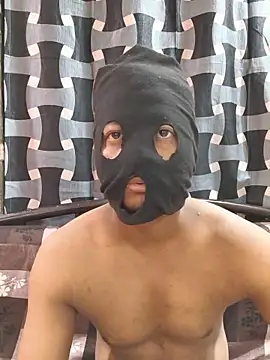 sexycouplemh09 online show from May 17, 2026, 2:13 pm
