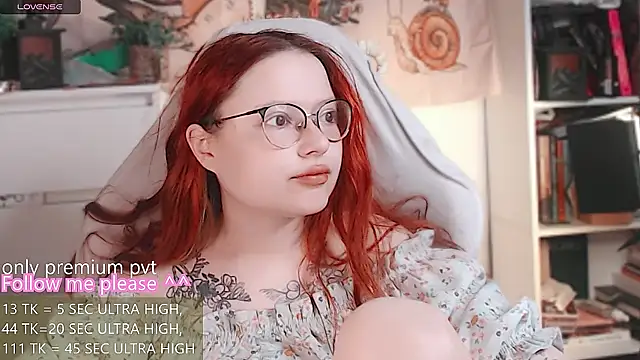 Snapshot of me__hanna chatting on April 24, 2026, 3:20 am me hanna online show from April 24, 2026, 3:20 am