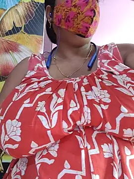 Snapshot of Kayra_34 chatting on July 15, 2026, 5:02 am Kayra 34 online show from July 15, 2026, 5:02 am