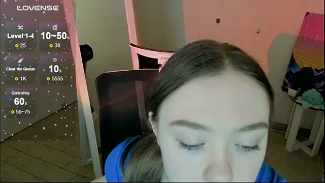 Snapshot of Florence_meow chatting on January 7, 2026, 8:50 am Florence meow online show from January 7, 2026, 8:50 am