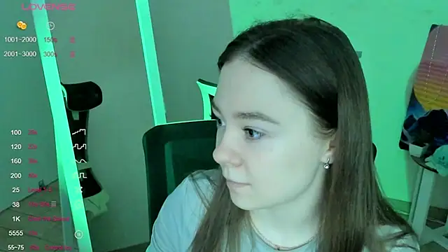 Snapshot of Florence_meow chatting on February 8, 2026, 7:56 am Florence meow online show from February 8, 2026, 7:56 am