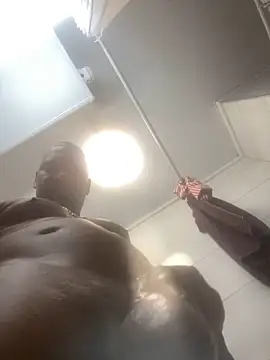 Elrubiolargo online show from December 26, 2024, 11:24 pm