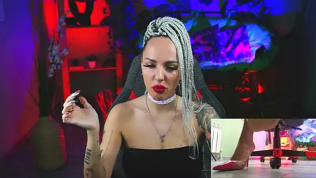 MonicaMaxwel online show from February 10, 2025, 12:08 pm