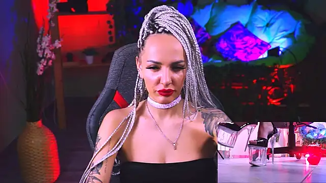 MonicaMaxwel online show from February 12, 2025, 11:40 am