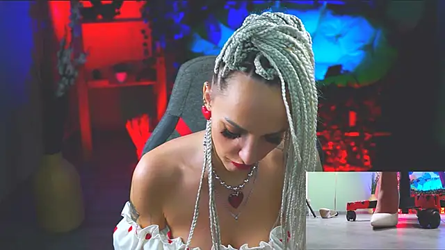 MonicaMaxwel online show from February 14, 2025, 9:10 pm