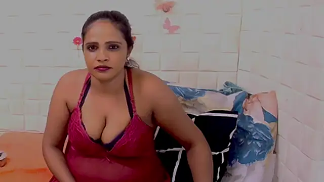 Snapshot of Luciousindian69 chatting on February 25, 2026, 5:17 am Luciousindian69 online show from February 25, 2026, 5:17 am