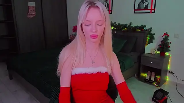 AleksaBlonde online show from December 16, 2024, 8:52 am