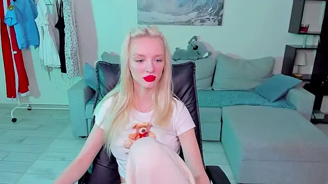 AleksaBlonde online show from January 16, 2025, 9:59 am