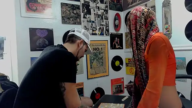 molly witha chance online show from January 18, 2025, 8:41 am