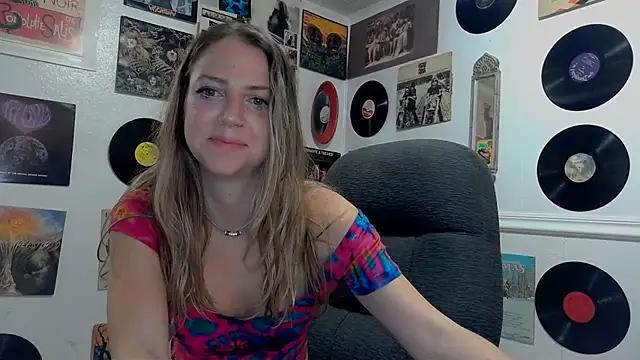 molly witha chance online show from January 22, 2025, 3:52 am