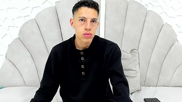 thiago19s online show from March 15, 2025, 6:32 pm