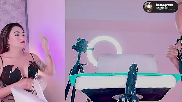 Angelst   online show from March 14, 2026, 8:20 am