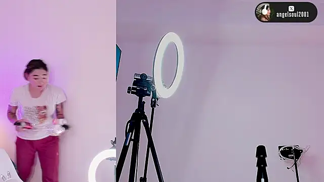 Angelst   online show from March 18, 2026, 8:17 am