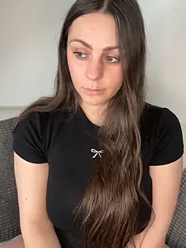 Loella-Rose online show from February 7, 2026, 12:53 pm