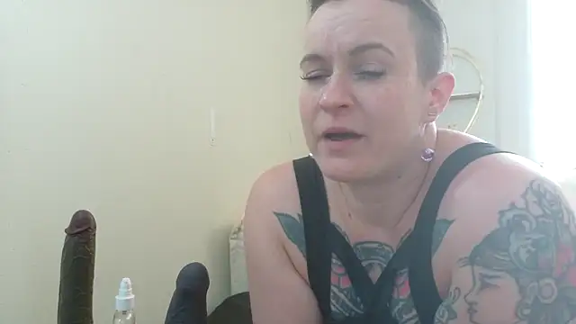 quinnmariexo online show from March 24, 2026, 7:30 pm