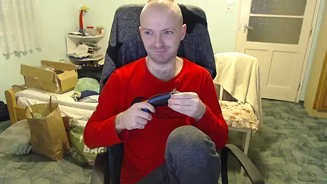 Snapshot of RealManHaveHairy chatting on January 7, 2025, 7:06 pm RealManHaveHairy online show from January 7, 2025, 7:06 pm