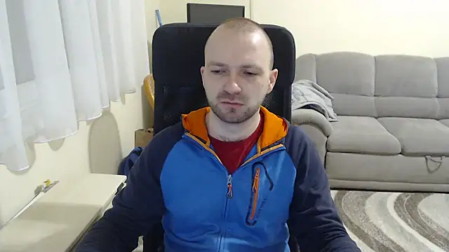 Snapshot of RealManHaveHairy chatting on January 13, 2025, 3:36 pm RealManHaveHairy online show from January 13, 2025, 3:36 pm