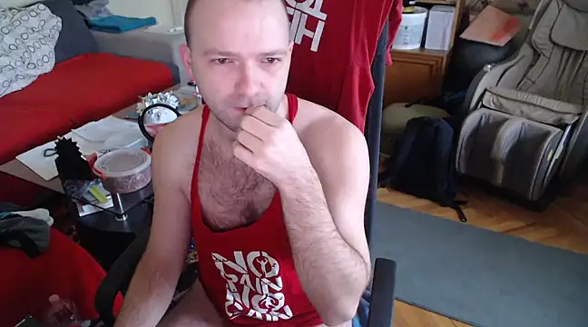 Snapshot of RealManHaveHairy chatting on February 5, 2025, 2:05 pm RealManHaveHairy online show from February 5, 2025, 2:05 pm