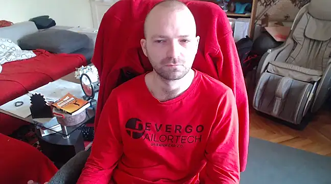 Snapshot of RealManHaveHairy chatting on February 11, 2025, 6:40 am RealManHaveHairy online show from February 11, 2025, 6:40 am