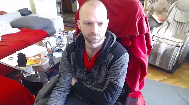 Snapshot of RealManHaveHairy chatting on February 11, 2025, 11:32 am RealManHaveHairy online show from February 11, 2025, 11:32 am