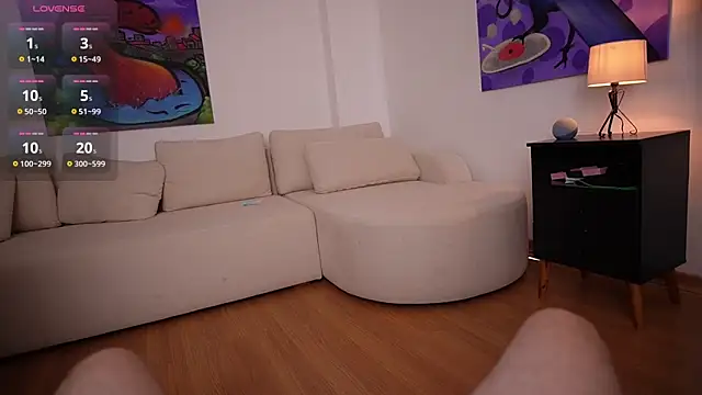 cuteface bigass  online show from October 5, 2025, 6:28 pm