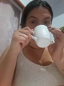 Sophie-hatter online show from December 20, 2025, 10:17 pm