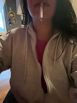 czruz online show from April 8, 2026, 4:51 pm