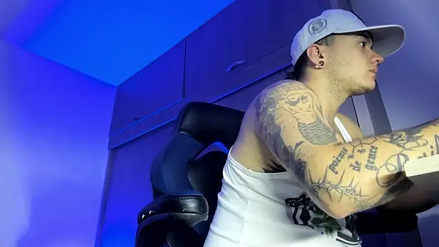 male pussy online show from January 8, 2026, 2:47 am