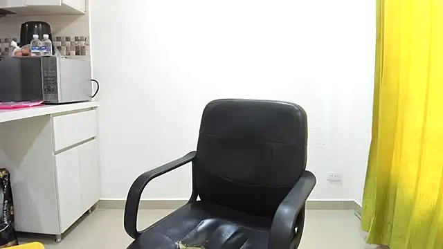 Adele johnsonn1 online show from January 31, 2025, 2:17 pm