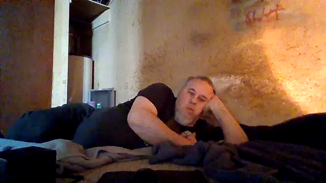 Nightshade7712 online show from February 24, 2026, 3:37 am