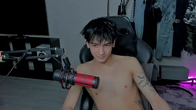 Snapshot of MarkBrowniii chatting on March 15, 2025, 11:39 pm MarkBrowniii online show from March 15, 2025, 11:39 pm