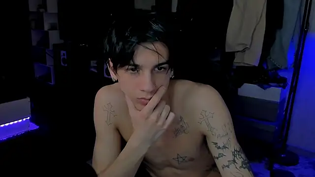 Snapshot of MarkBrowniii chatting on May 22, 2026, 1:35 am MarkBrowniii online show from May 22, 2026, 1:35 am