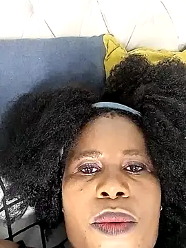 Snapshot of Nattybae09 chatting on March 3, 2025, 10:38 am Nattybae09 online show from March 3, 2025, 10:38 am