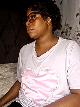 Snapshot of Nattybae09 chatting on November 10, 2025, 6:18 pm Nattybae09 online show from November 10, 2025, 6:18 pm