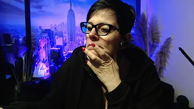 Snapshot of ninarandmann chatting on May 17, 2026, 4:14 pm ninarandmann online show from May 17, 2026, 4:14 pm