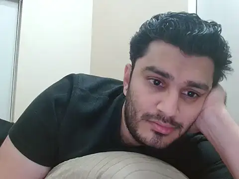 robintoit online show from December 2, 2025, 2:12 pm