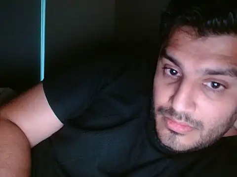 Snapshot of robintoit chatting on June 27, 2026, 12:48 am robintoit online show from June 27, 2026, 12:48 am
