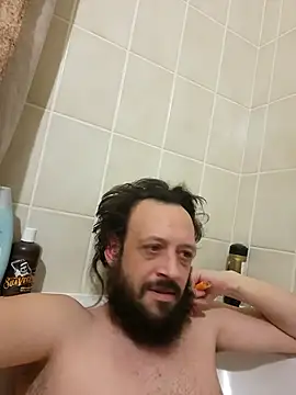 high andlow420 online show from February 24, 2025, 9:09 pm