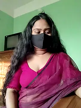 Idhika Paul online show from February 16, 2025, 10:43 am